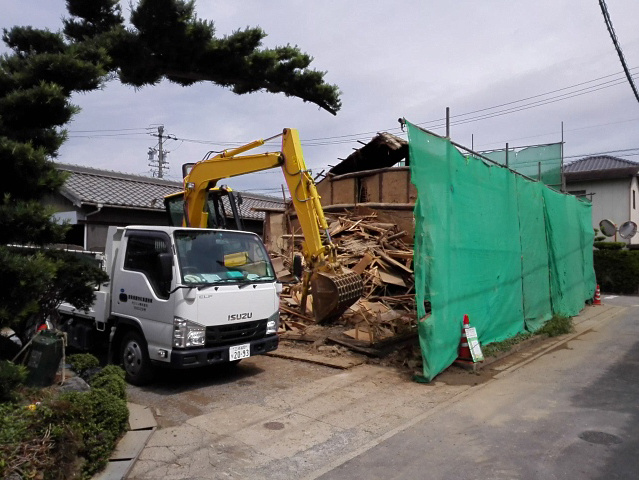 解体作業中